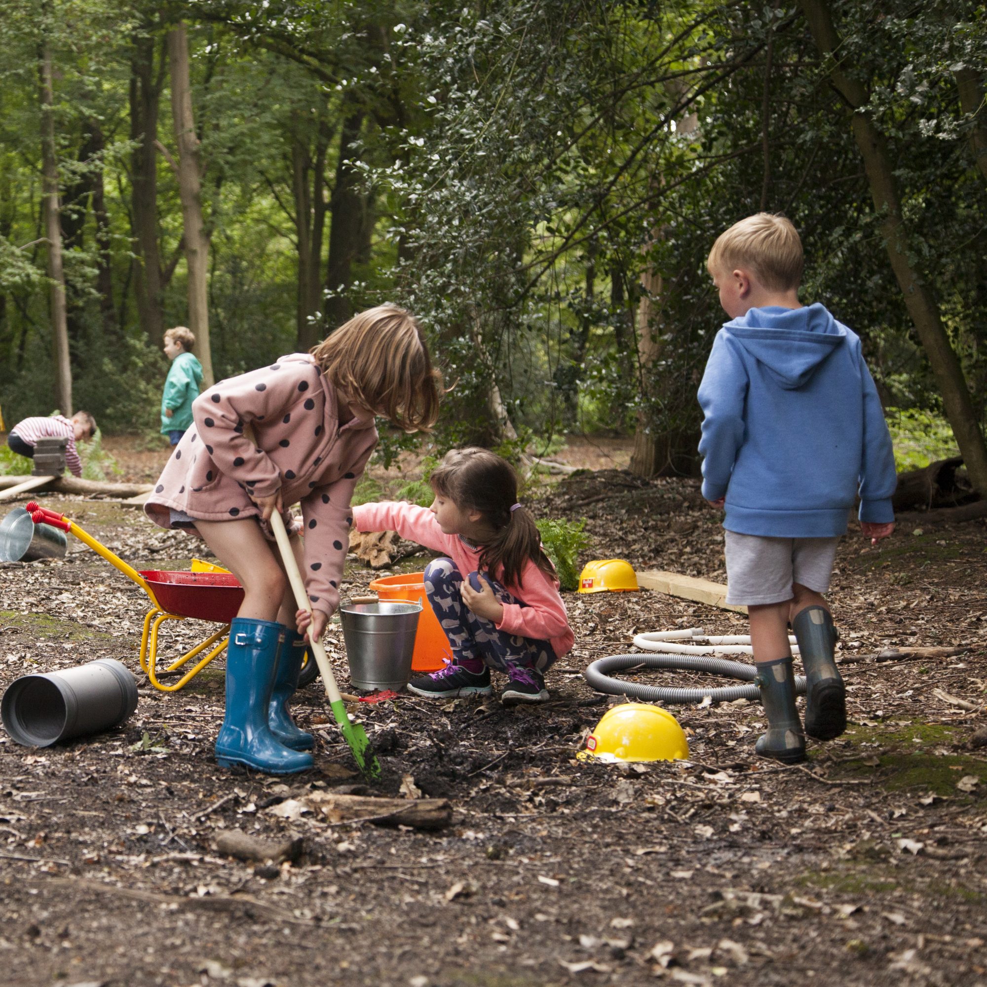 Barefoot and Buckets – TimberNook London